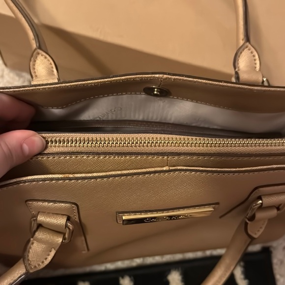 Calvin Klein Gold Women's Bag - Picture 9 of 10